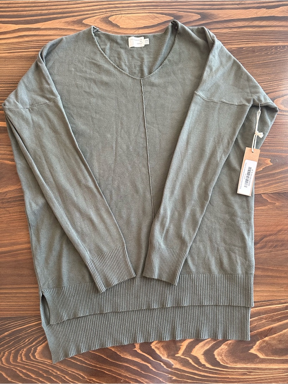 Women's Olive V-Neck Lightweight Sweater